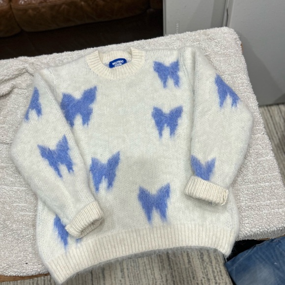 Alfred Sweaters - Aelfric Eden Cream Sweater with Blue Butterfly Motif.